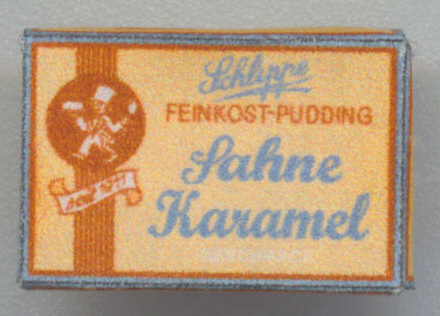 WWII German Schlippe Carmel Pudding Box