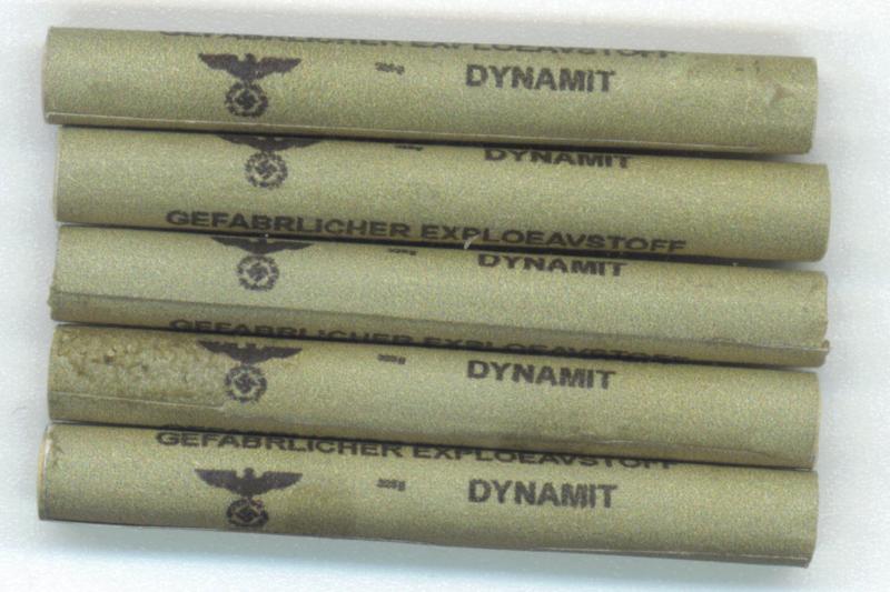 WWII German Dynamite Sticks – set of 5